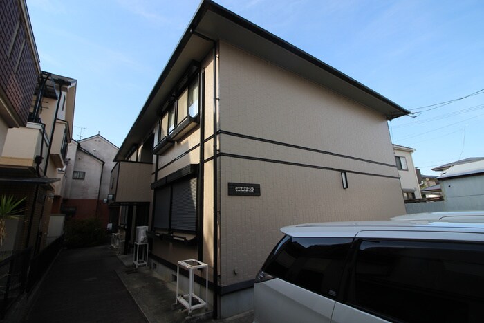 カ－サデルソルの物件外観写真