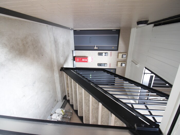 カ－サデルソルの物件外観写真