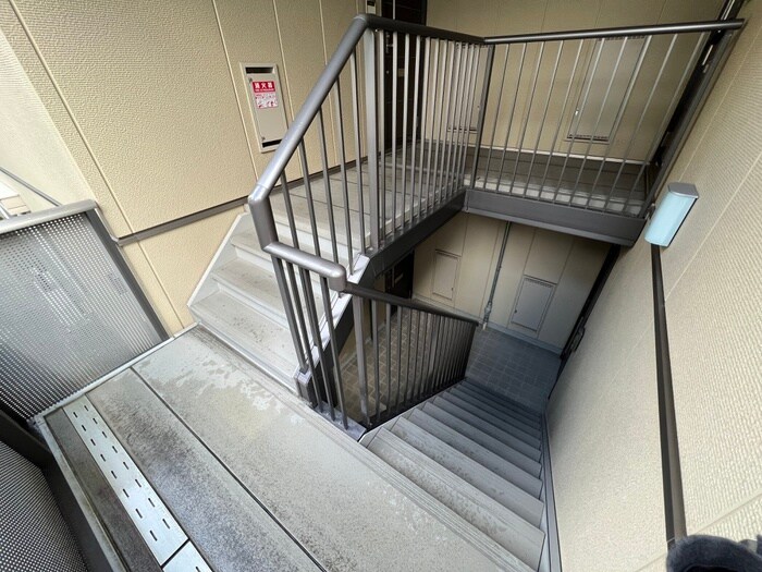 ブリリアン鳴滝の物件外観写真