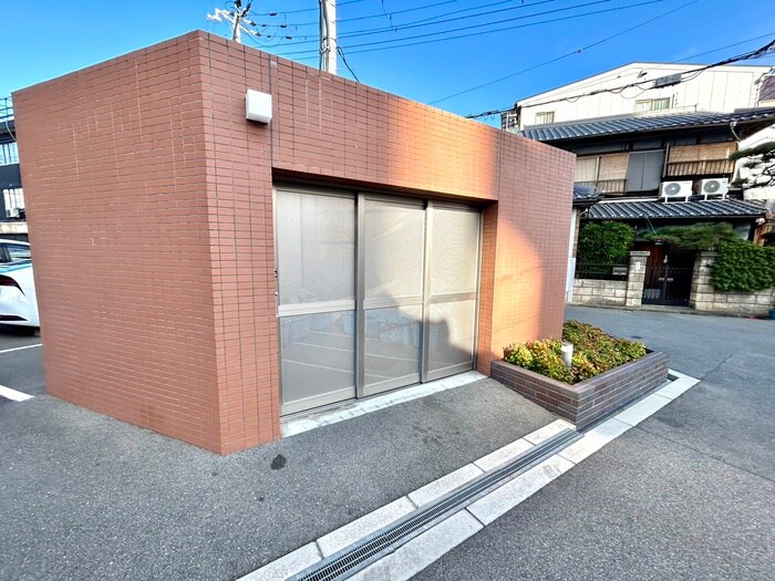 プレジオ十三の物件外観写真