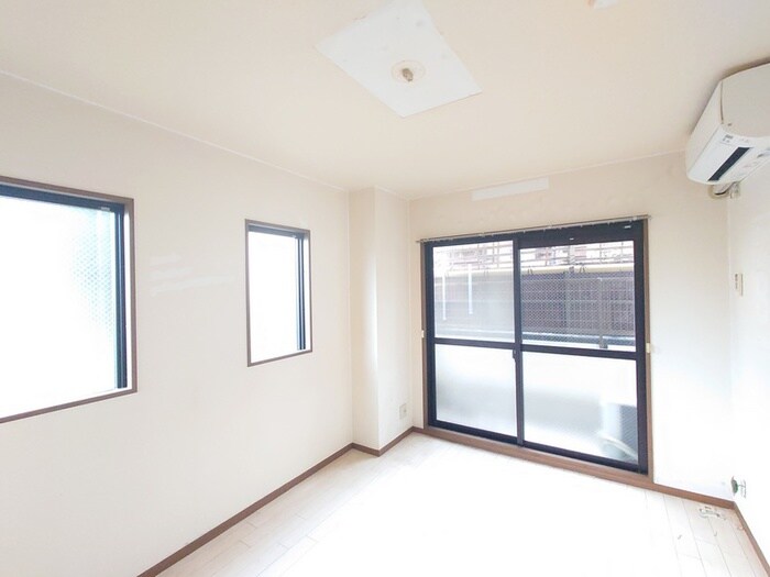 ヴィラ東海１５号館の物件内観写真