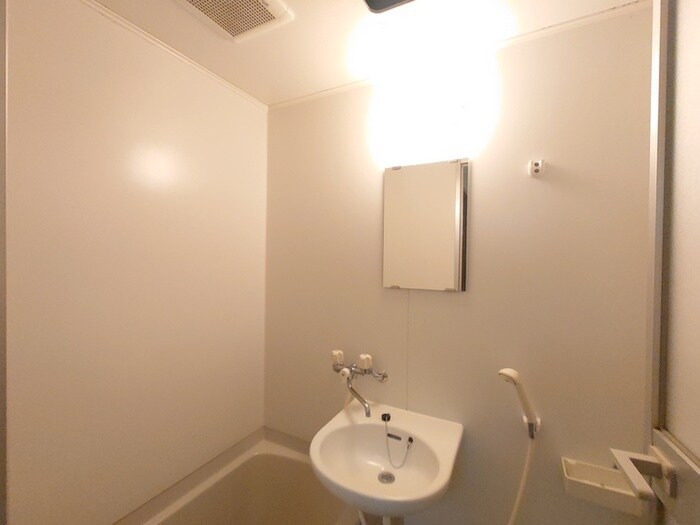 ヴィラ東海１５号館の物件内観写真