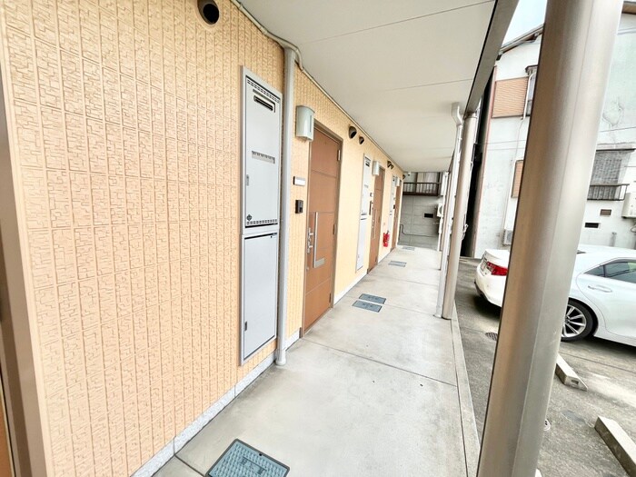 ベルシャンブルの物件外観写真