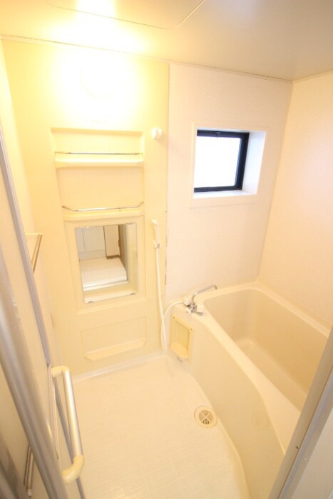 アゼリアガ－デンハイツＢ棟の物件内観写真