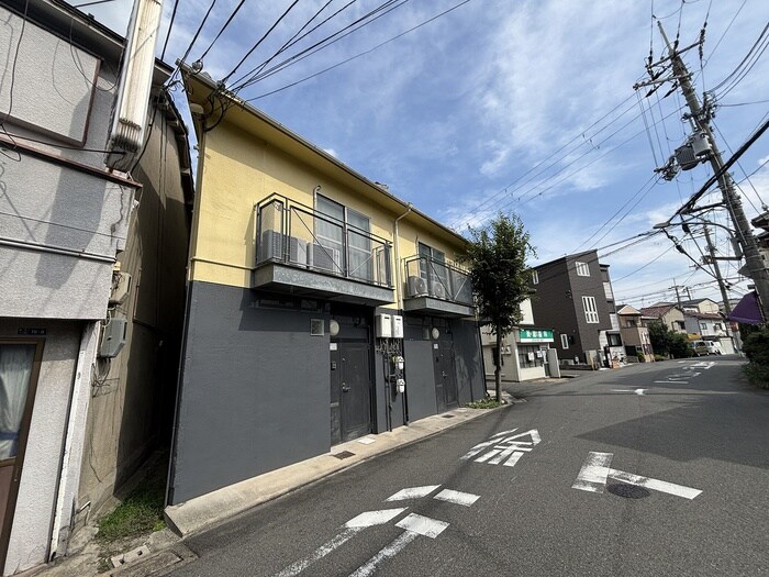 ピラミッドアネックスの物件外観写真