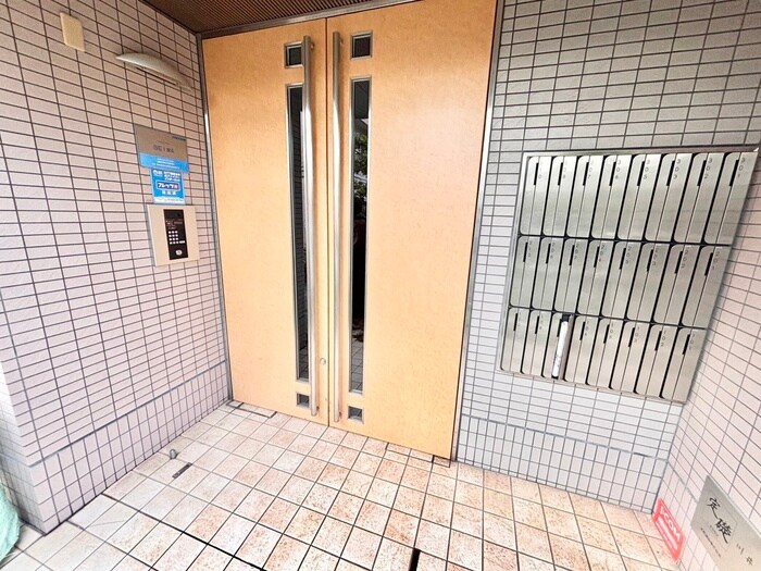 アバンザ－ルの物件外観写真