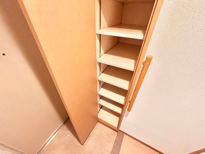 アバンザ－ルの物件内観写真