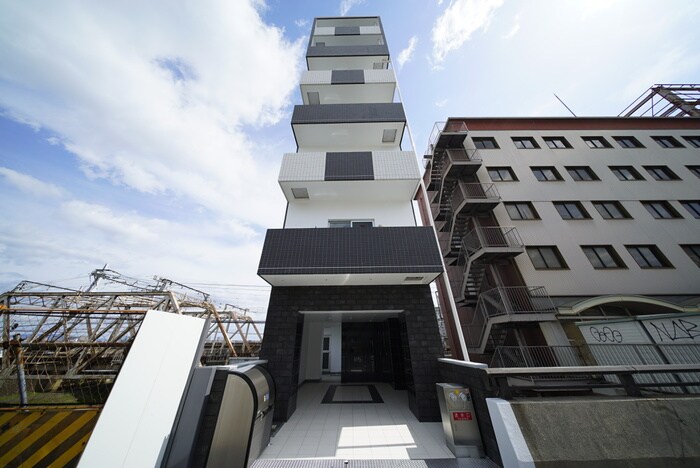 ONLYONE梅田北の物件外観写真