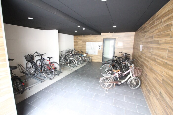 Wins Court Hattoriの物件外観写真