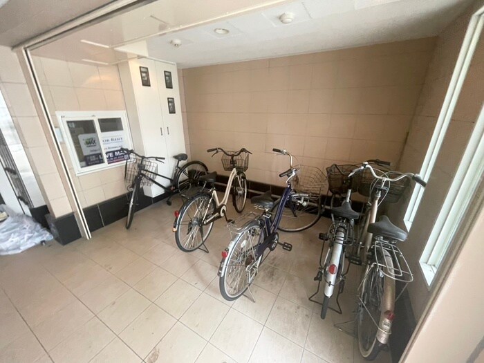 シュープリームの物件外観写真