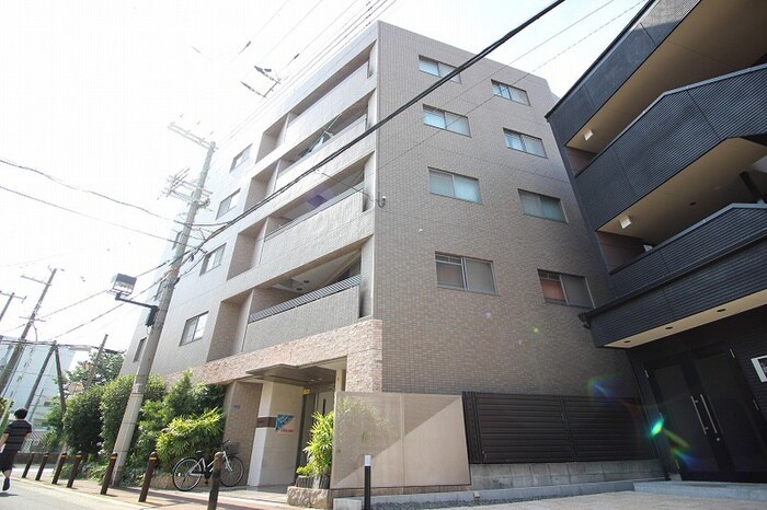 メゾンコトブキ清水の物件外観写真