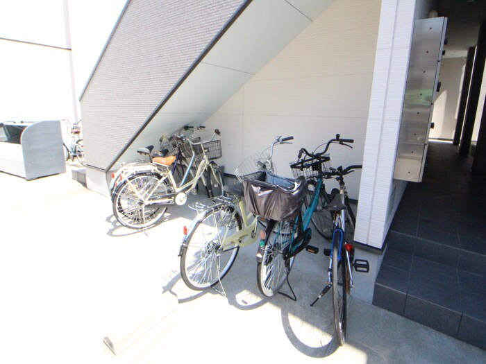 COLORの物件外観写真