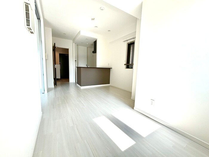 Ａｍｉｓｔａｄの物件内観写真