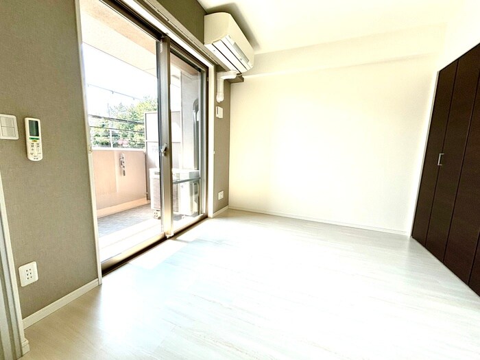 Ａｍｉｓｔａｄの物件内観写真