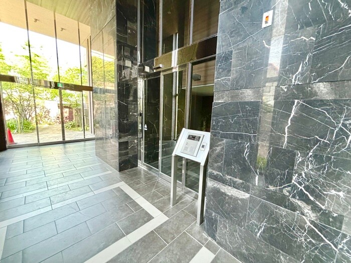 Ａｍｉｓｔａｄの物件外観写真