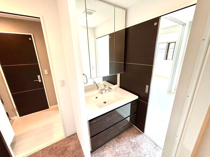 Ａｍｉｓｔａｄの物件内観写真