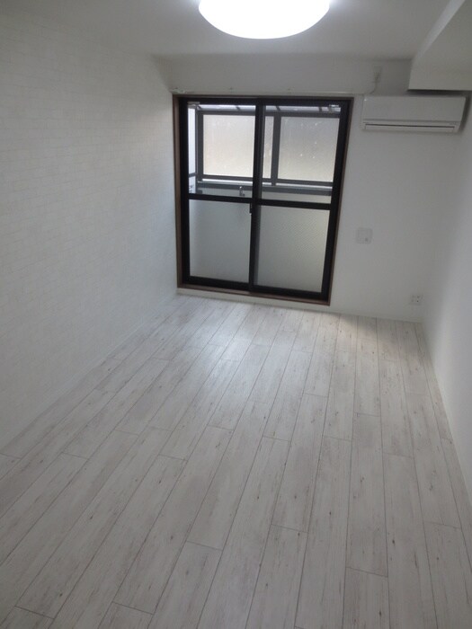 Wins Court Utajimaの物件内観写真