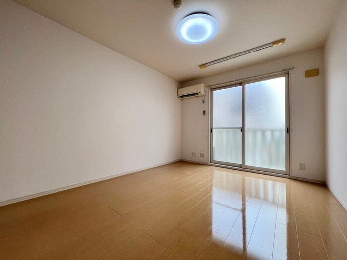 アウドムラの物件内観写真