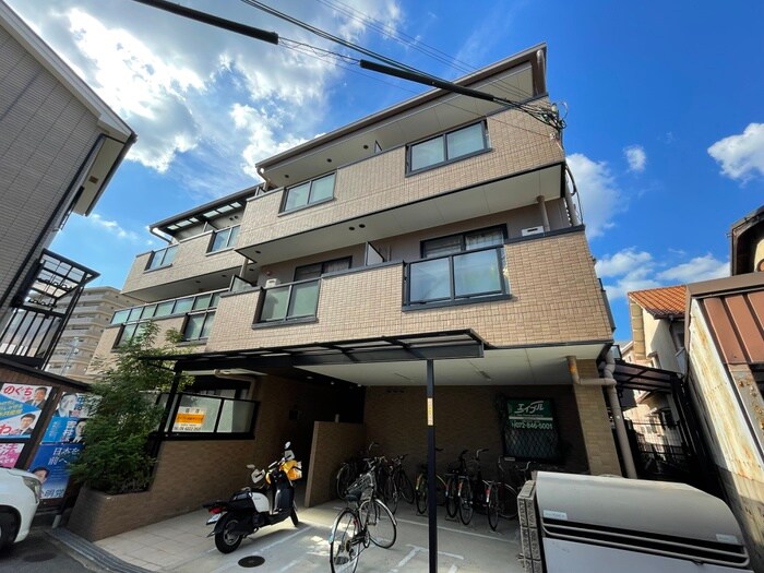 ノーブルコートの物件外観写真