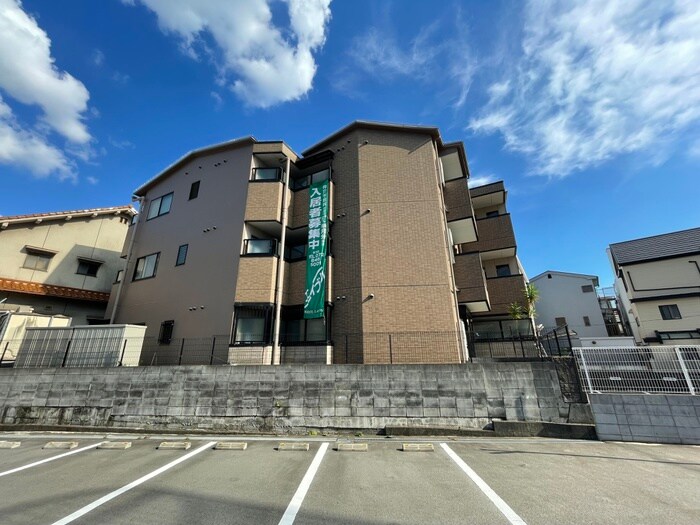 ノーブルコートの物件外観写真