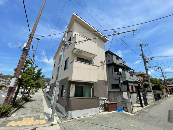 レヴァンテ宝塚の物件外観写真