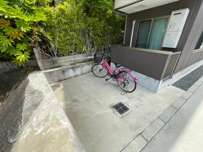 レヴァンテ宝塚の物件外観写真