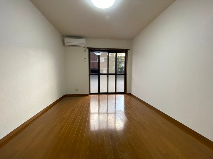 ラフィ－ネ聖天坂の物件内観写真