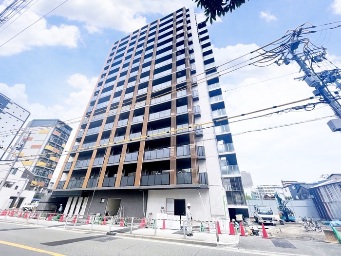 ﾚｵﾝｺﾝﾌｫｰﾄ難波ｸﾚｱ(902)の物件外観写真