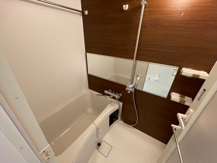 ﾚｵﾝｺﾝﾌｫｰﾄ難波ｸﾚｱ(902)の物件内観写真