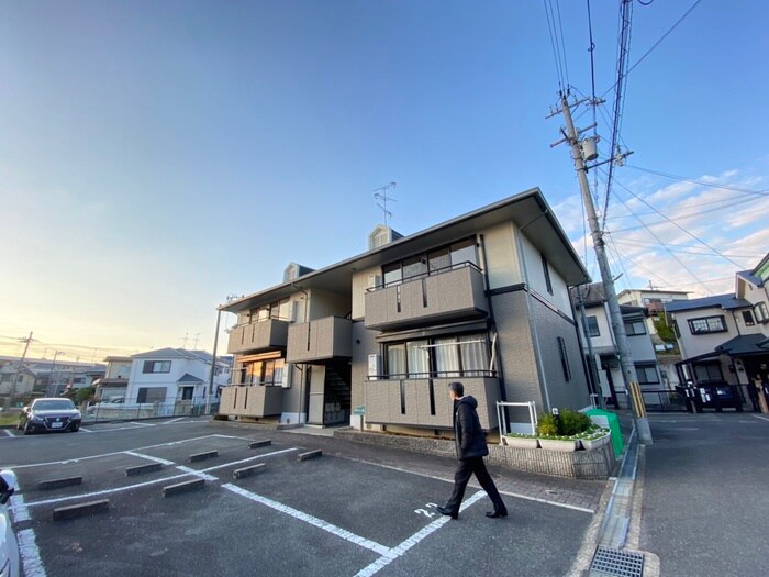 サニ－ウェルの物件外観写真