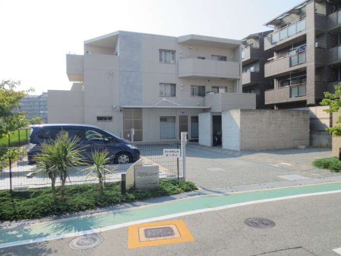 ＦＬＯＲＡＬ千里春日の物件外観写真