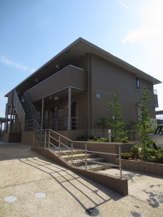 グランディール北栗栖Ｂ棟の物件外観写真