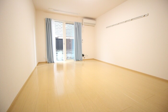 グランディール北栗栖Ｂ棟の物件内観写真