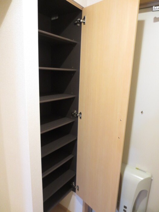 グランディール北栗栖Ｂ棟の物件内観写真