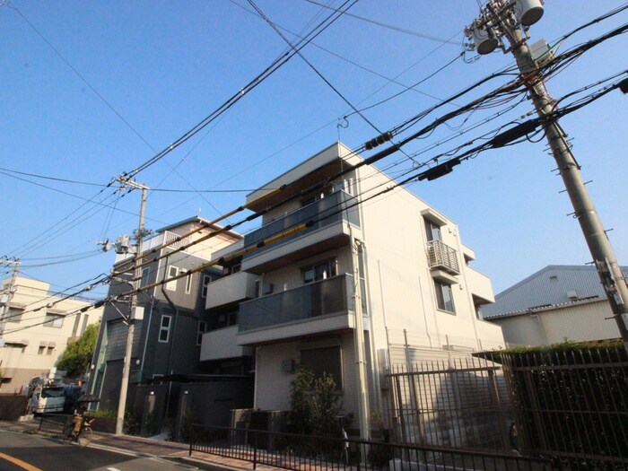 ルミナスの物件外観写真