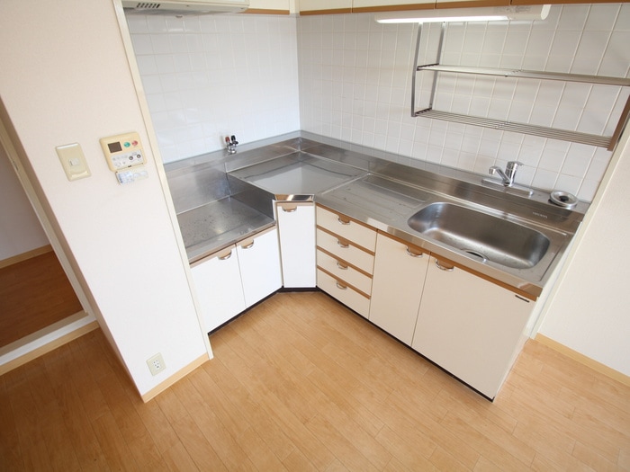 エステート松尾の物件内観写真