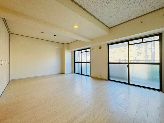 リジェ－ル宝塚の物件内観写真