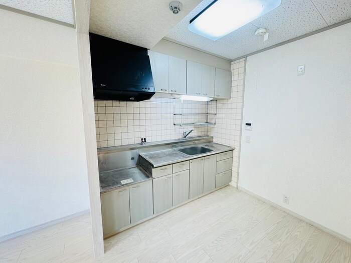 リジェ－ル宝塚の物件内観写真