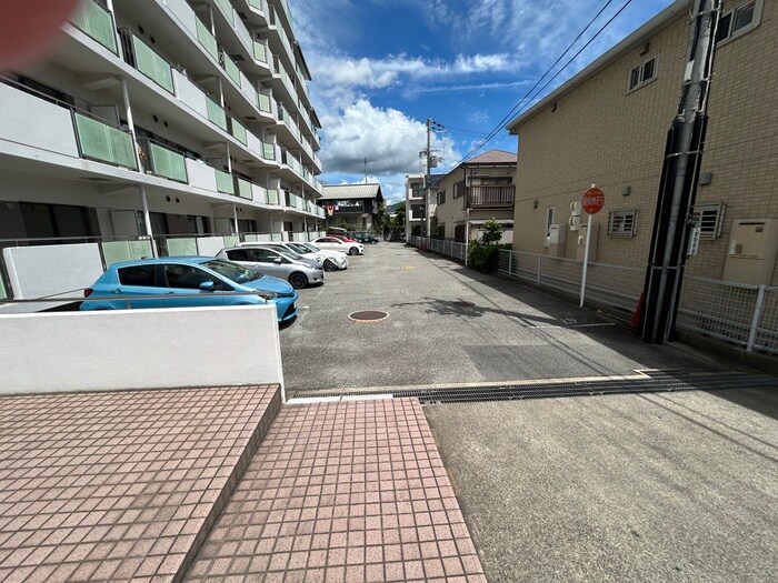 リジェ－ル宝塚の物件外観写真