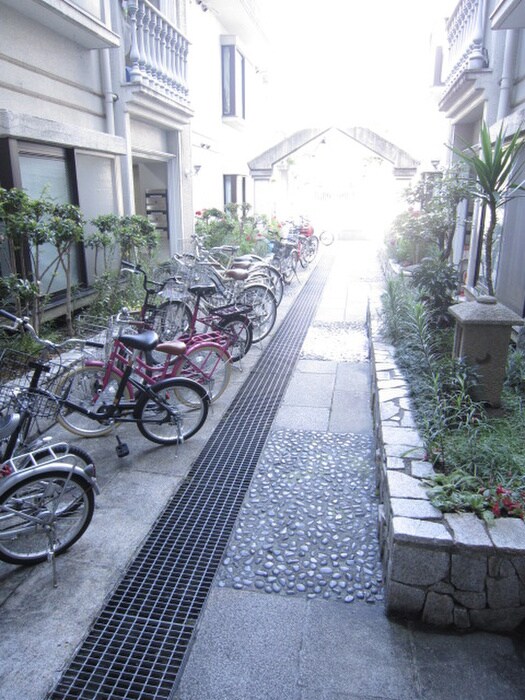 ロイヤルハイツ白川の物件外観写真