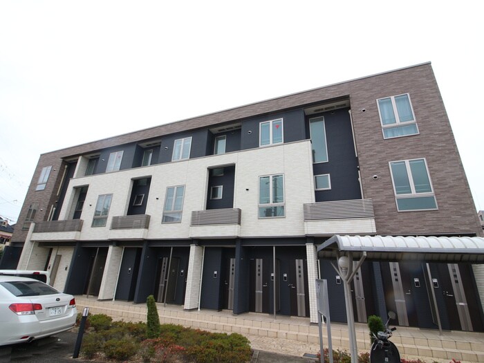 グラシア池尻の物件外観写真