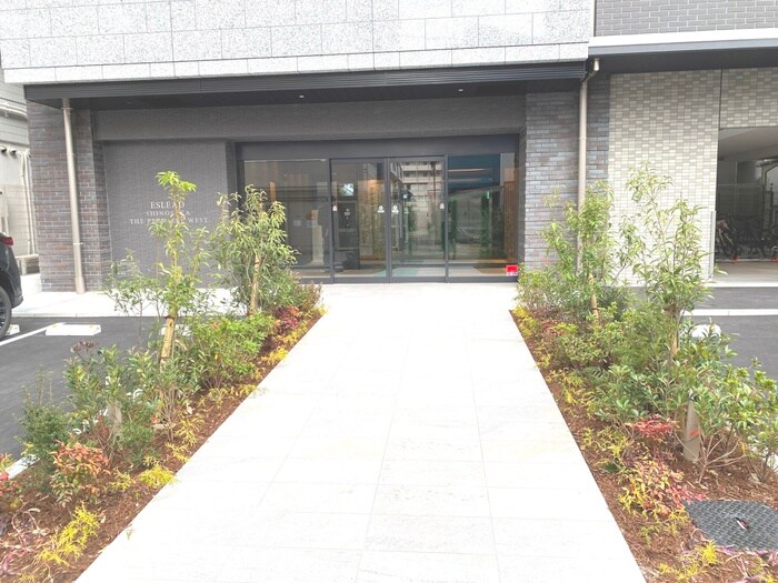 ｴｽﾘｰﾄﾞ新大阪ｻﾞ･ﾌﾟﾚﾐｱWESTの物件外観写真