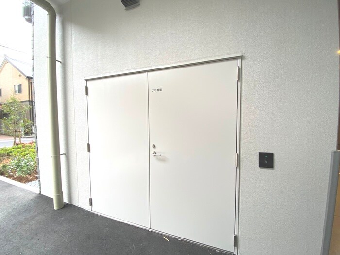 ｴｽﾘｰﾄﾞ新大阪ｻﾞ･ﾌﾟﾚﾐｱWESTの物件外観写真