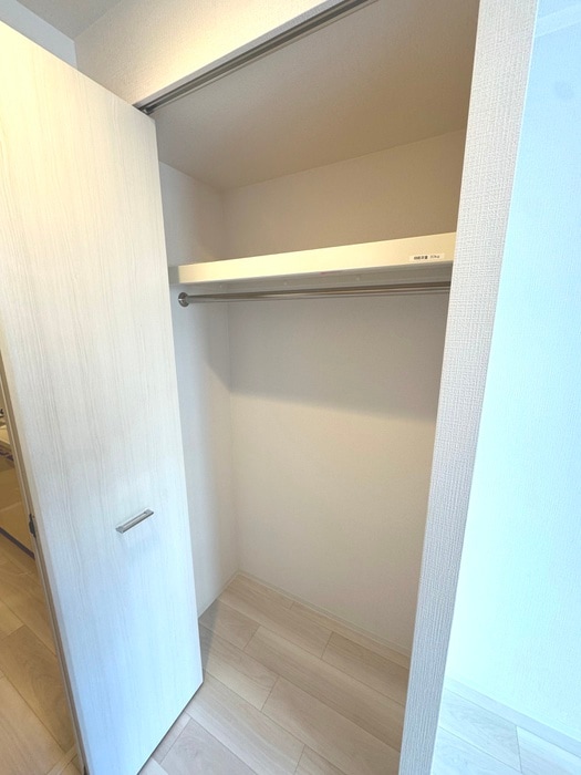 ｴｽﾘｰﾄﾞ新大阪ｻﾞ･ﾌﾟﾚﾐｱWESTの物件内観写真