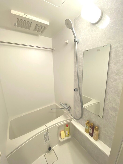 ｴｽﾘｰﾄﾞ新大阪ｻﾞ･ﾌﾟﾚﾐｱEASTの物件内観写真