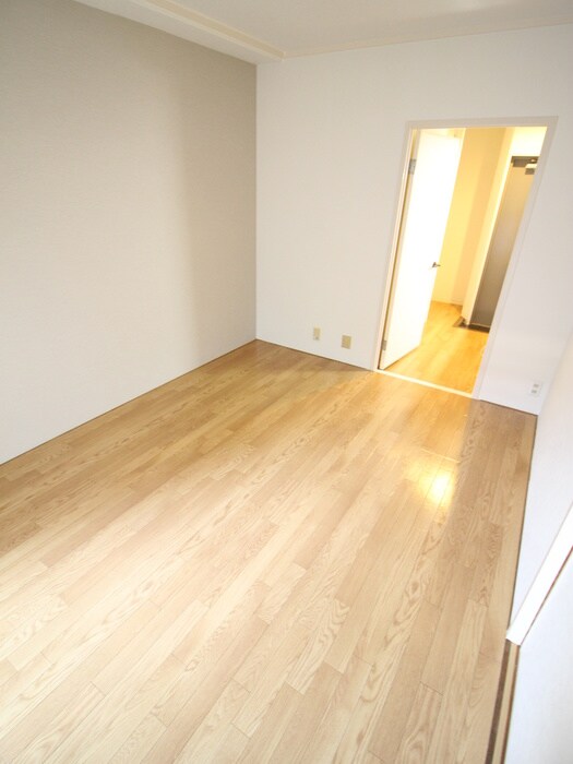 メゾンフランセの物件内観写真