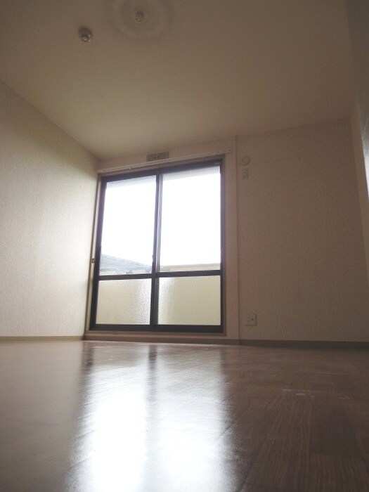 清滝苑Ⅱの物件内観写真