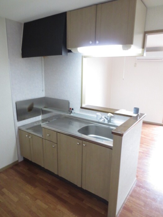 清滝苑Ⅱの物件内観写真