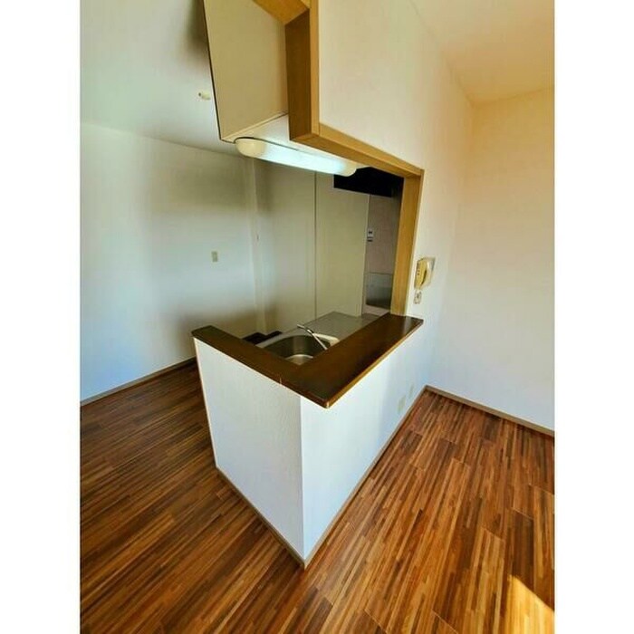 清滝苑Ⅱの物件内観写真