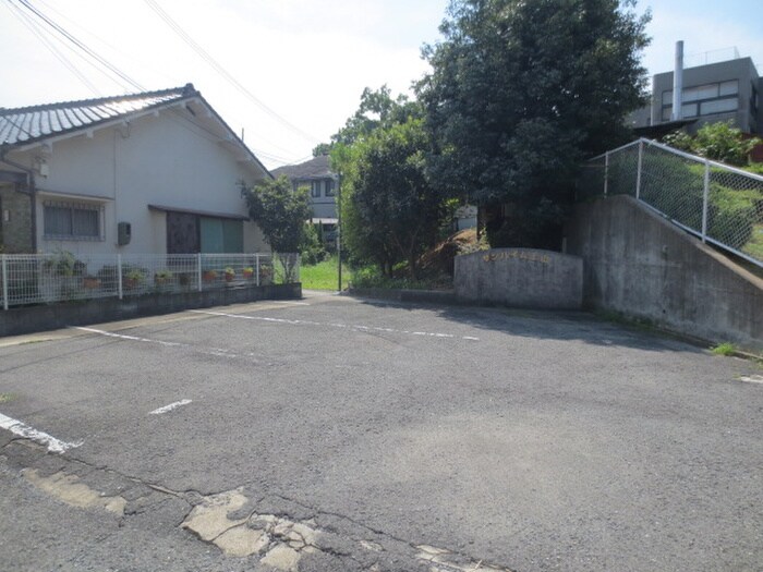 サンハイム上山の物件外観写真